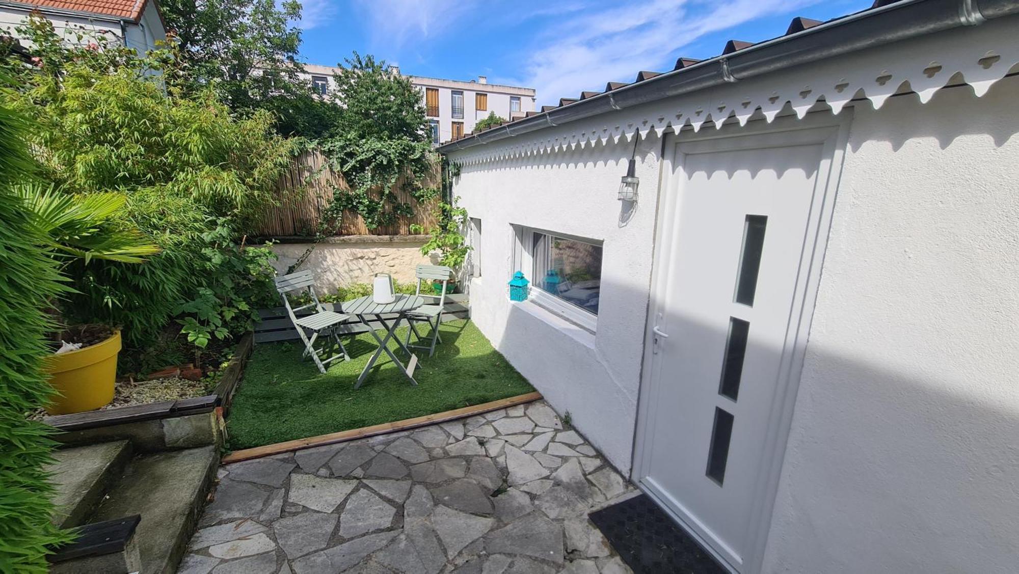 Le Studio Dans Le Jardin. Rosny-sous-Bois Exterior foto